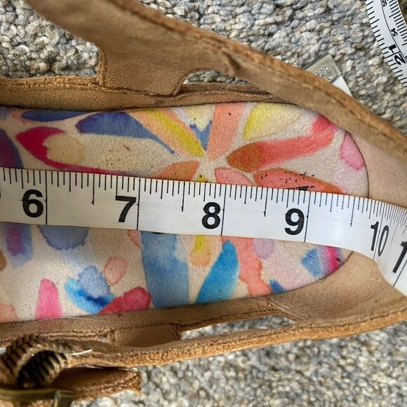 Born Fisherman Sandals Womens 7.5 Tan Leather Flats Casual Comfort Retro - Picture 9 of 9